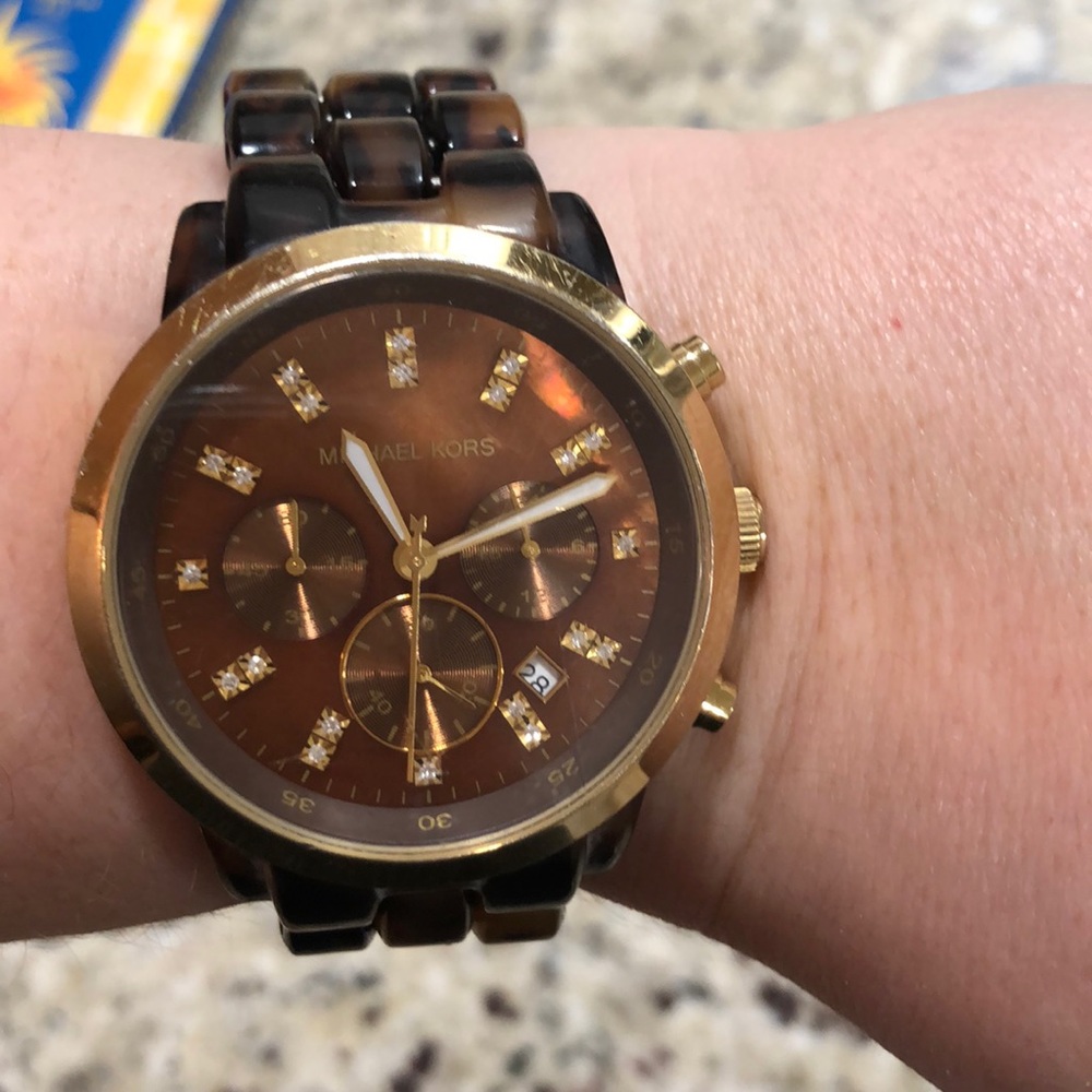 MK watch